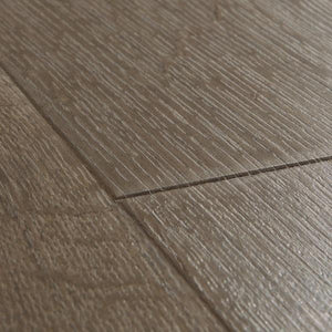 Impressive Classic oak brown-Laminate-quick -step-Carpet Mills Maidstone